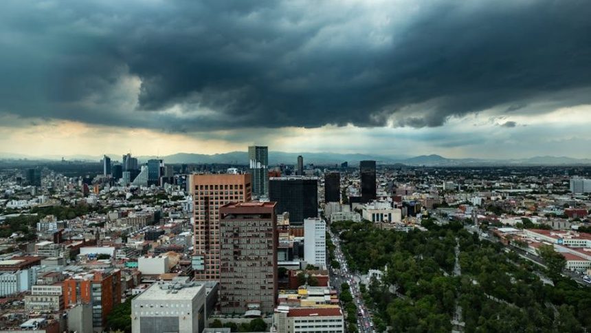 Up to 2cm a month: Nasa keeps track as Mexico City sinks into the ground