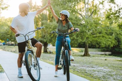 Resort-Style Living: The Hidden Costs of HOA Fees in Retirement Communities