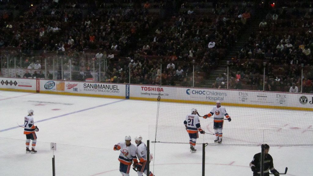 Killorn, Sennecke get big goals in Ducks' series-evening, 4-3 win over Golden Knights in Game 4
