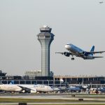 American Airlines flight lands with 2 flat tires at O'Hare Airport