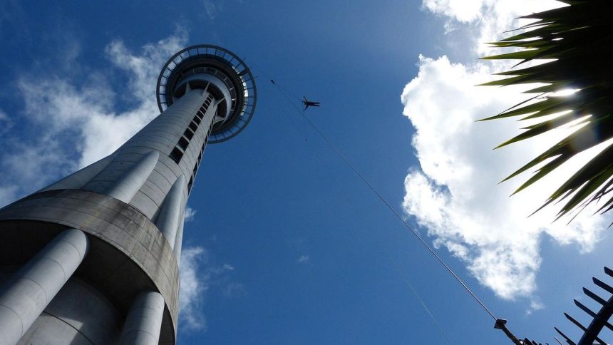 Wind Gusts vs. High-Rises: The Engineering Marvels That Keep Las Vegas Vertical During 60 MPH Winds