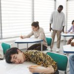 10 Things Well-Mannered Students Would Never Do In A Classroom