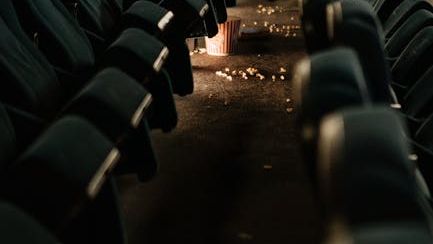 10 Things Polite Moviegoers Would Never Do In A Theater