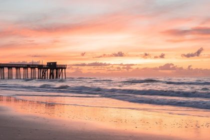 Sea Level Rise and Sunny-Day Flooding Can’t Stop a Building Boom on the Jersey Shore