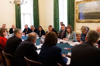 How can Starmer’s cabinet look each other in the eye?