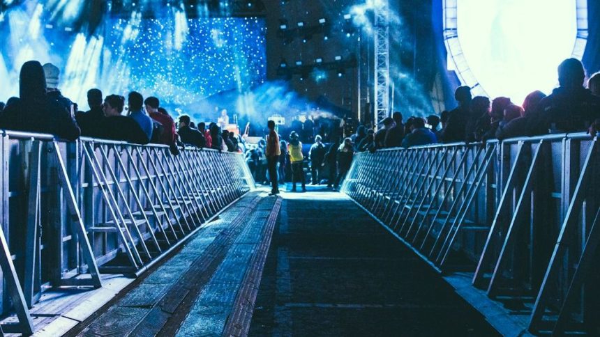 10 Concert Habits Security Experts Say Could Get You Kicked Out Instantly