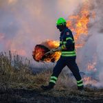 Wildfire Crews Race to Keep Fierce California Blaze From Former Nuclear Reactor Site