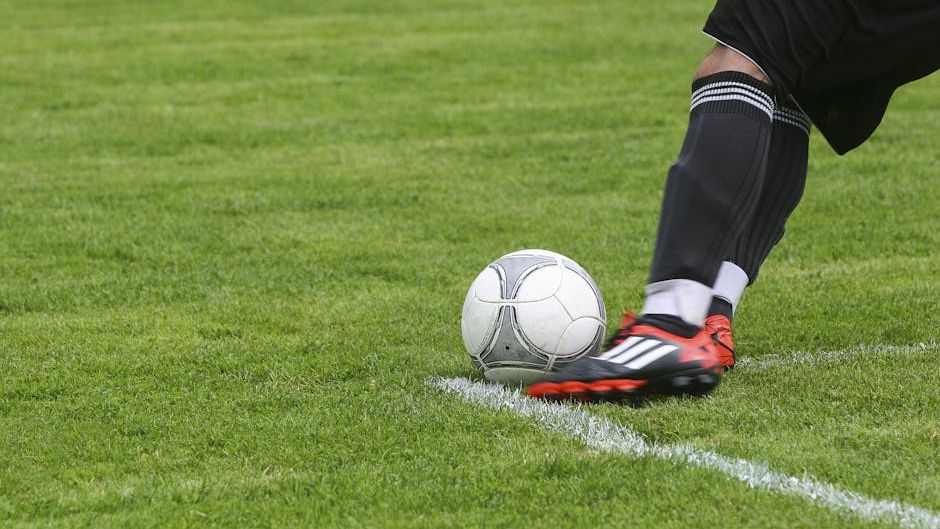Men 'soccer kicked' unconscious bar patron in head after sucker punch attack in parking lot: Police