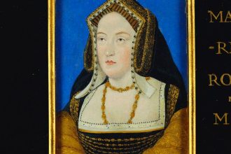 The 20 Women Who Ran Entire Kingdoms From Behind the Curtain