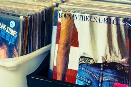 8 Albums That Defined a Generation but Were Panned by Every Major Critic at Release