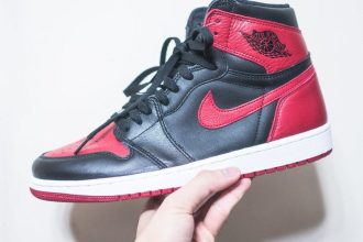The Items Most People Threw Away After the 80s That Collectors Are Paying a Premium to Find
