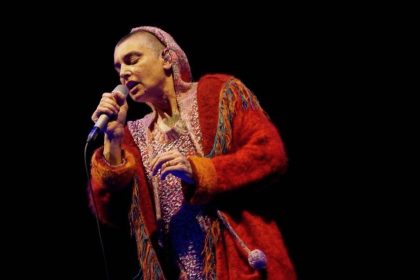 6 Singers Who Were Blacklisted From Award Shows - and Why