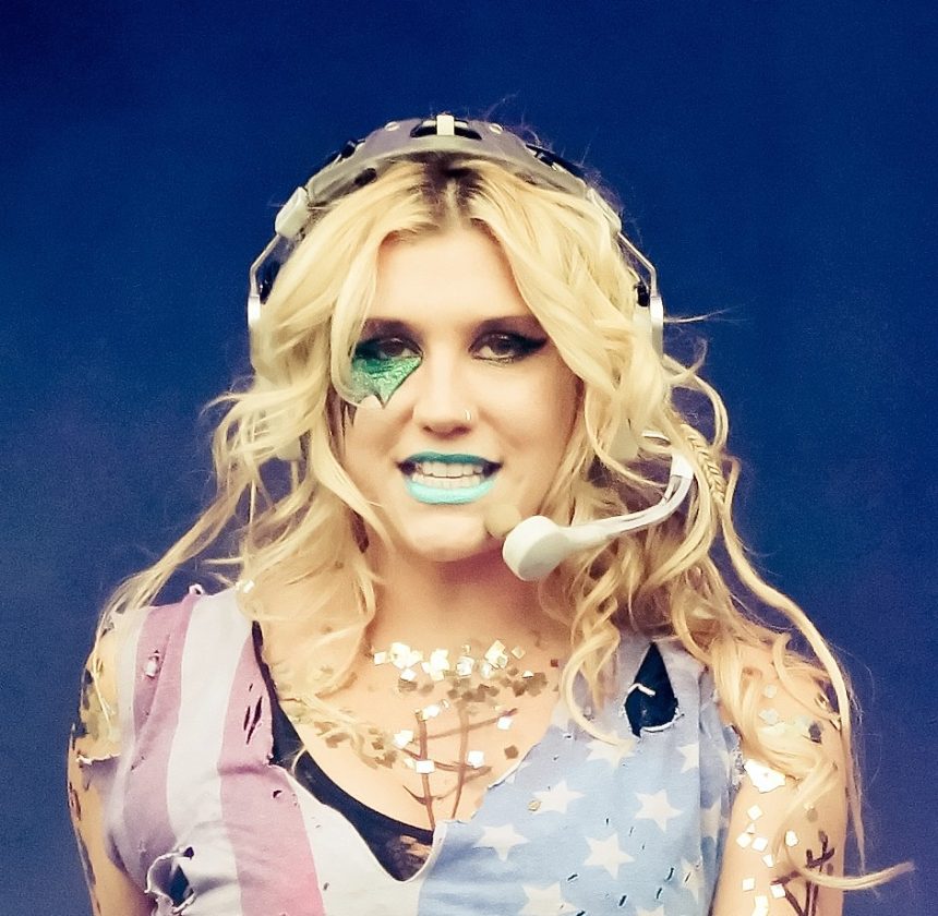 6 Singers the Industry Quietly Stopped Promoting - Here's Why