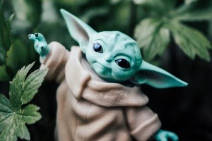 8 Things Sitting in Your Attic Right Now That Entertainment Memorabilia Dealers Would Pay to See
