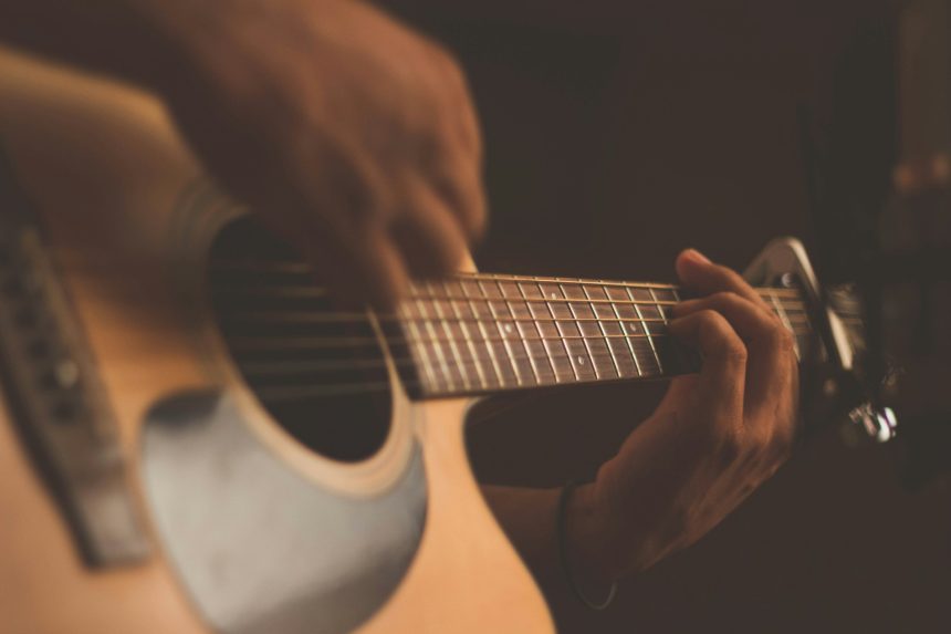 9 Session Musicians Who Played on More Hit Songs Than Any Famous Artist - and Nobody Knows Their Names