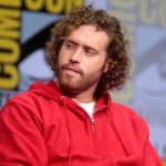 The 9 Most Brutal Feuds Between Co-Stars on Famous TV Sets