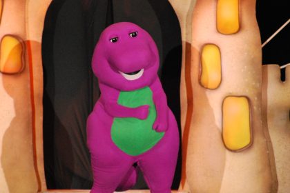 7 Childhood Shows That Had Shockingly Dark Behind-the-Scenes Secrets