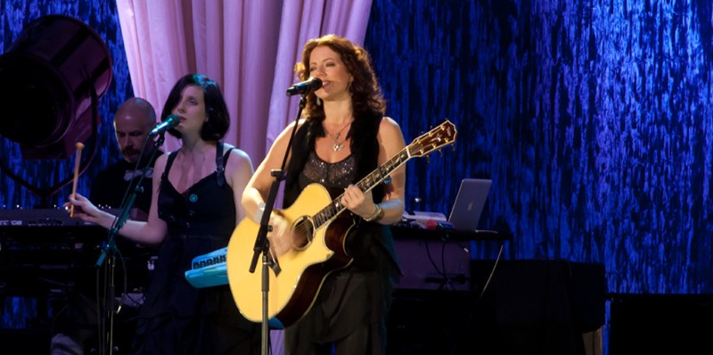 8 Musicians Who Wrote a Hit for Someone Else and Never Got Credit