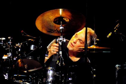 6 Session Musicians Whose Playing You've Heard a Thousand Times Without Knowing It
