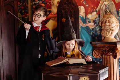8 Famous Movie Mistakes Fans Still Love to Spot