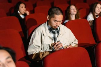 10 Things You Do at the Cinema That Actors Secretly Find Annoying