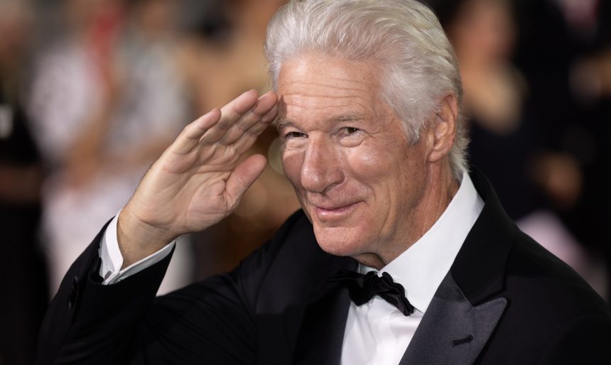 9 Acclaimed Actors Who Have Never Won an Emmy or Oscar