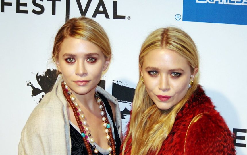 10 Celebrities Who Have Identical Twins