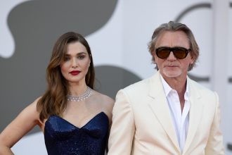 6 Stars Who Refused to Join Social Media