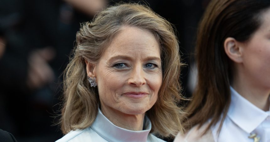 10 Child Stars Who Successfully Avoided Scandal