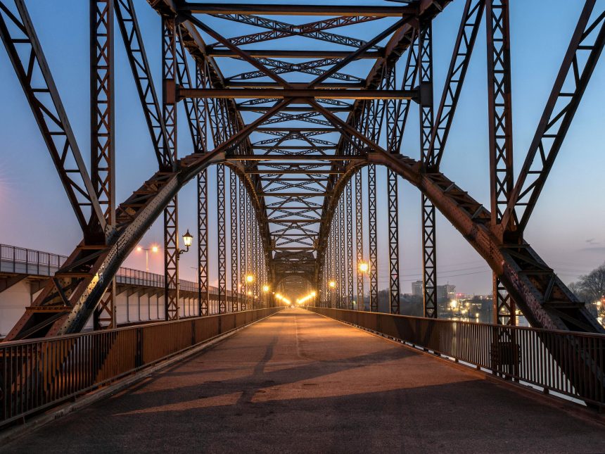 9 Small Towns That Became Centers of Historic Movements