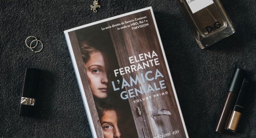 4 Authors Who Published Their Bestseller Under a Fake Name