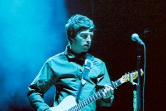 8 Songs That Defined the 1990s