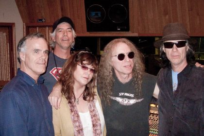12 Session Musicians Behind More Hits Than You Realize