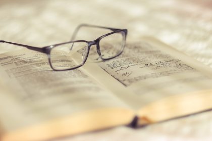 9 Ghostwriters Who Penned Bestselling Novels and Never Got Credit