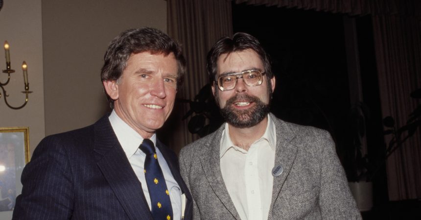 7 Authors Who Wrote Under a Fake Name to Avoid Their Own Fame