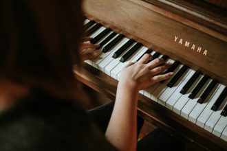 How a Song's Key Change Can Make or Break Its Chorus