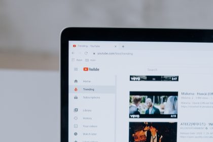 How Algorithms Decide What Thumbnail You See for the Same Show