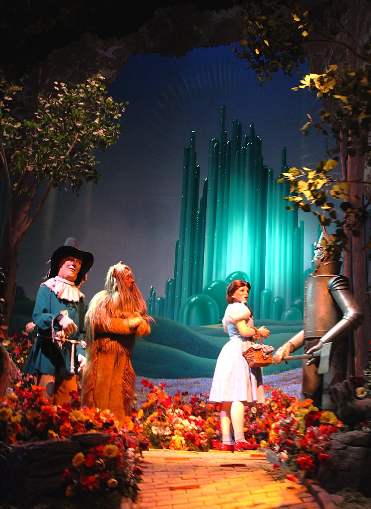 3 Classic Hollywood Musicals Everyone Knows the Songs From but Few Have Watched