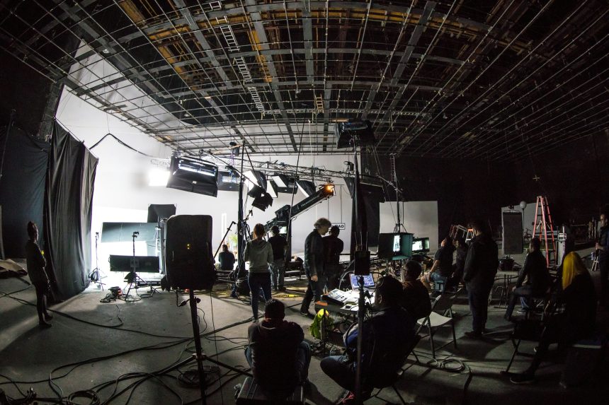9 Movies Set Almost Entirely in One Location, From '12 Angry Men' to 'Rear Window'