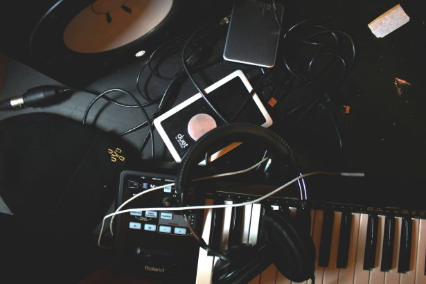 How Record Labels Decided Which Song Would Be an Album's Lead Single