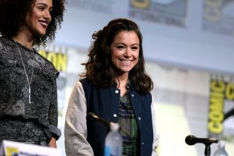 8 Actors Who Played Twins Opposite Themselves